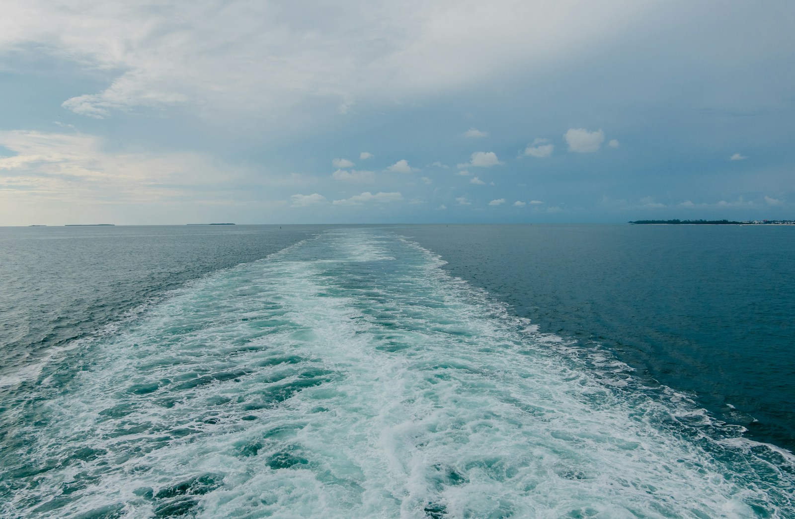 the wake of a boat in the ocean